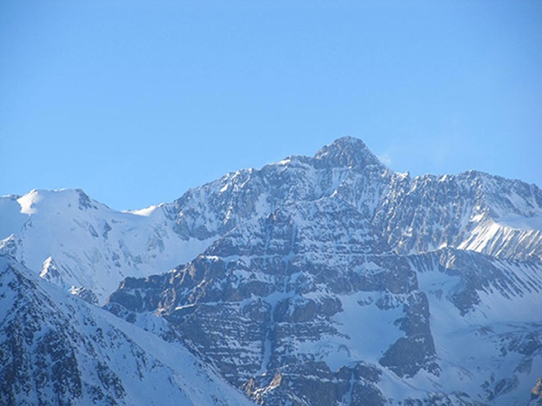 Altar Falso, Altar y La Paloma desde cumbre Co. del Medio