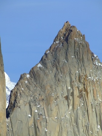 Via Monzino desde Almirante Nieto