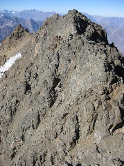 Cumbre Sur Co. Placas desde el norte.