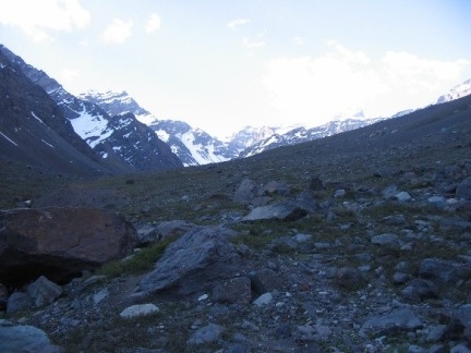 Vista hacia interior cajon ojos de agua