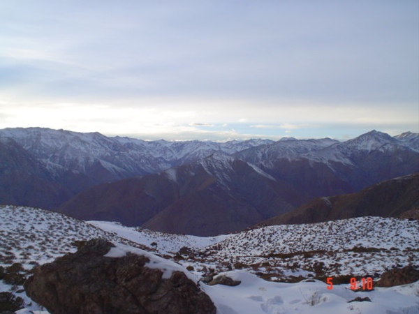 vista de la cueva de los arrieros