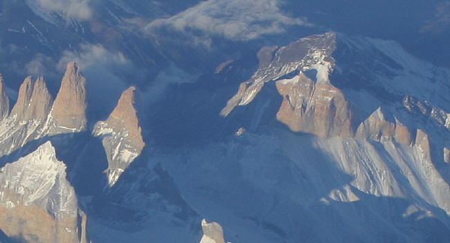 Almirante Nieto y Torres del Paine