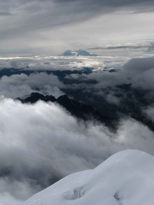 Illimani desde glaciar del Huayna Potosi (2)