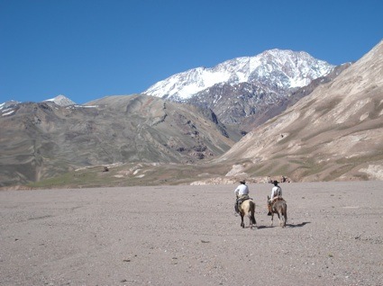 Mercedario desde las faldas de la cara oeste