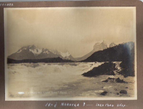 Paine Grande y Cuernos del Paine - 1898