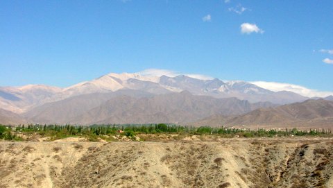 cordón y Nevado de Cachi al fondo