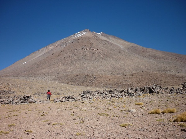 Licancabur desde ciudad del inca