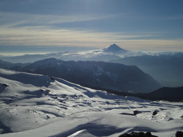 Vista al Llaima desde la cumbre del Sollipulli